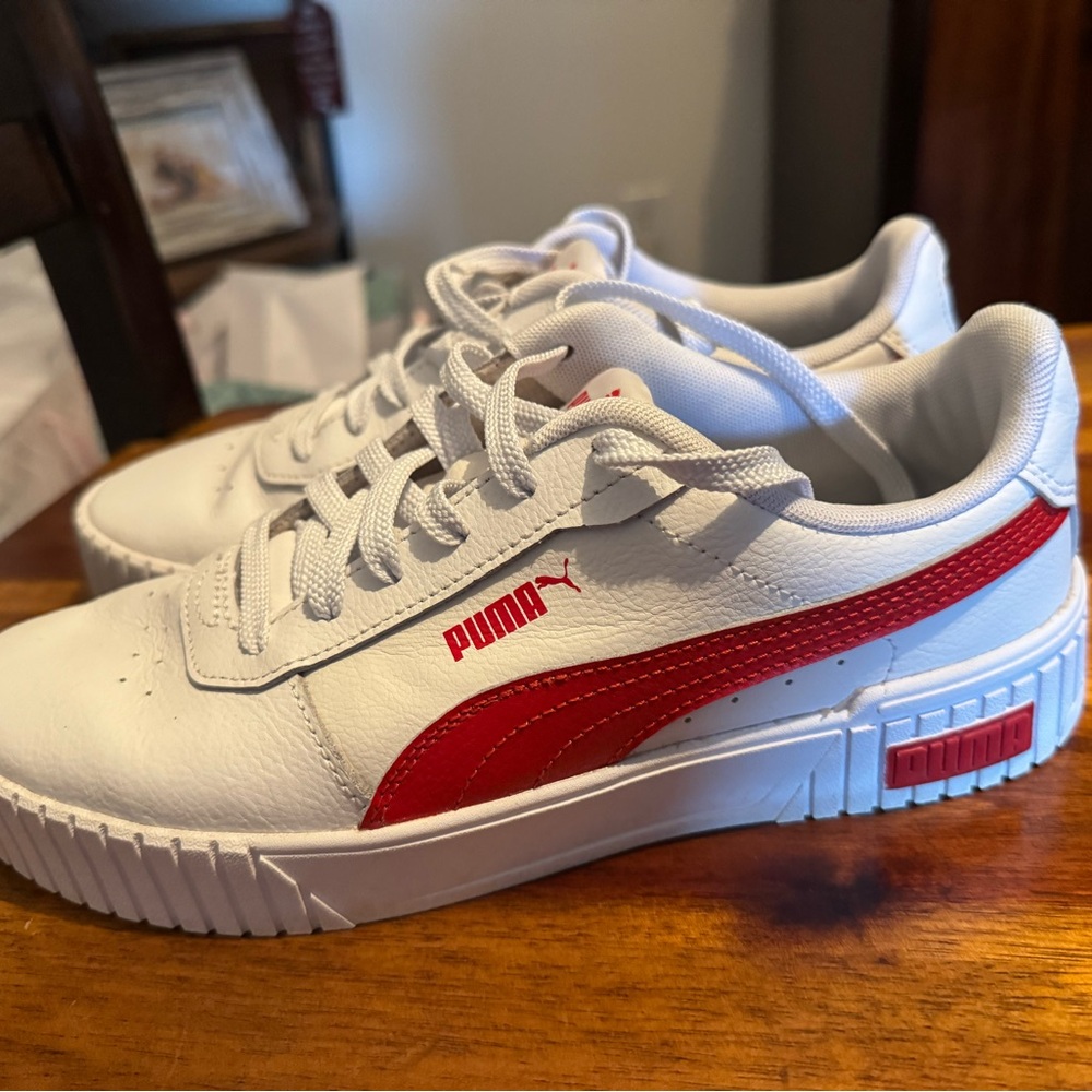 Puma White and Red Sneakers